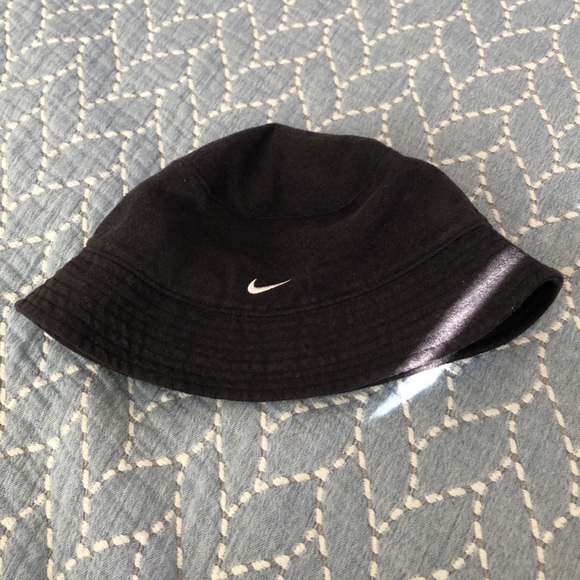 Nike Accessories - Vintage Nike Black Bucket Hat